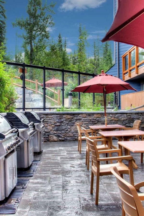 Luxurious & Spacious Mountain Retreat Канмор Экстерьер фото