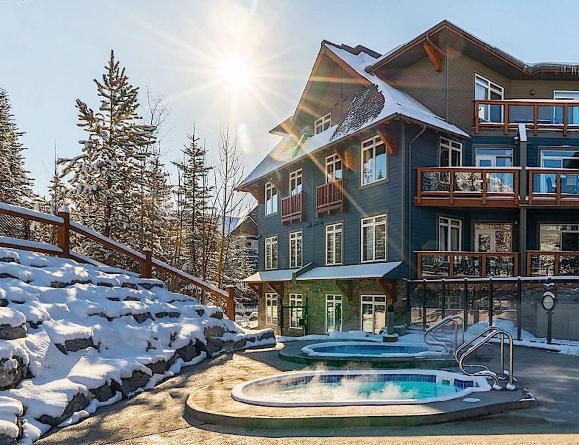 Luxurious & Spacious Mountain Retreat Канмор Экстерьер фото